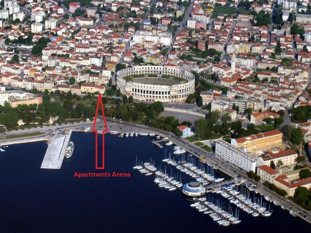Apartments Arena Pula Eksteriør billede